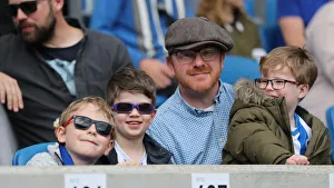 Brighton and Hove Albion Women vs. Arsenal Women: WSL Clash at American Express Community Stadium (29APR19) - Intense Match Action