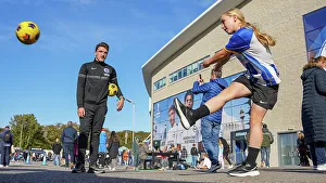 Brighton & Hove Albion Women vs. Tottenham Hotspur Women: A Premier League Showdown at Amex Stadium (15th October 2023)