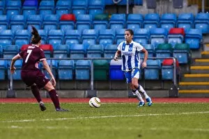 Images Dated 15th December 2013: Brighton & Hove Albion Women vs. Portsmouth: 2013-14 Season Match