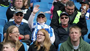 Brighton and Hove Albion Women vs Arsenal Women: WSL Clash at American Express Community Stadium (29APR19) - Intense Action