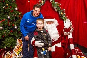 Images Dated 23rd December 2012: Brighton & Hove Albion Young Seagulls' Magical Christmas Party at Santa's Grotto (2012)