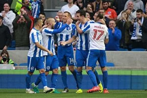 Images Dated 29th October 2016: Brighton & Hove Albion's Lewis Dunk Scores the Winner Against Norwich City in EFL Sky Bet