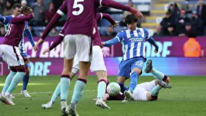 Kaoru Mitoma Prints: Burnley v Brighton and Hove Albion
Premier League
11APR26