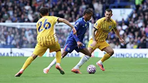 Weaves His Way Through Prints: Chelsea v Brighton and Hove Albion
Premier League
27SEP25