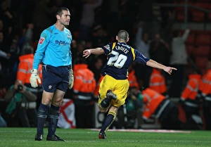 Images Dated 15th November 2009: crofts goal celeb 01 southampton 02 bd