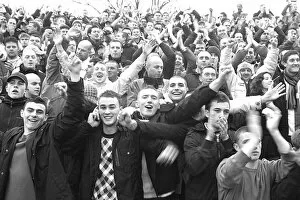 Images Dated 19th February 2007: crowd brentford 03