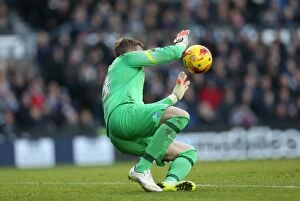 Images Dated 6th December 2014: David Stockdale Focused: Brighton and Hove Albion vs Derby County, Sky Bet Championship