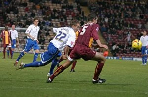 Images Dated 8th November 2006: Dean Bowditch in Action: Brighton & Hove Albion vs Bradford City