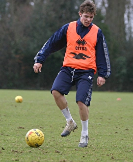 Images Dated 16th November 2006: Dean Hammond training at Falmer 2006
