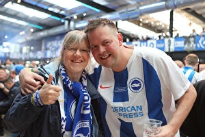 Images Dated 6th April 2019: Emirates FA Cup Semi-Final: Manchester City vs. Brighton and Hove Albion at Wembley Stadium