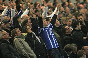 Images Dated 29th March 2011: Fans Dagenham 29MAR11 PH 1628
