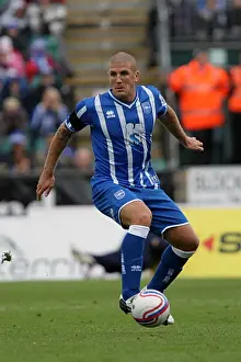 The Focused Defender: An In-Depth Look at Brighton & Hove Albion's Adam El-Abd