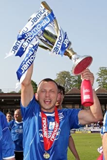 2011 League 1 Winners Collection: Gary Hart