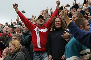 Images Dated 15th November 2006: Gillingham Away Crowd 04 / 05