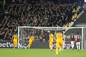West Ham United 20OCT17 Prints: Glenn Murray Scores Penalty: Brighton Leads 3-0 against West Ham United (Premier League 20OCT17)