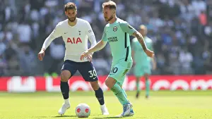 Intense Battle: Premier League Showdown - Tottenham Hotspur vs. Brighton & Hove Albion (16APR22)