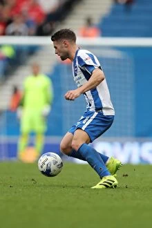 Images Dated 24th September 2016: Intense Championship Clash: Brighton and Hove Albion vs Barnsley at American Express Community