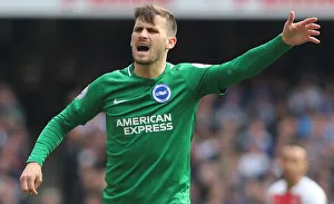 Intense Premier League Showdown: Arsenal vs. Brighton & Hove Albion (05MAY19)