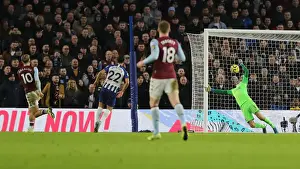 Intense Premier League Showdown: Brighton & Hove Albion vs. Aston Villa (January 2020)