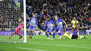 Intense Premier League Showdown: Brighton & Hove Albion vs. Burnley (09DEC23)