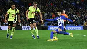 Intense Premier League Showdown: Brighton & Hove Albion vs Burnley (09DEC23)
