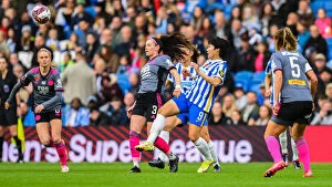 Leicester City Women 14NOV21 Collection: Intense WSL Clash: Brighton & Hove Albion Women vs. Leicester City Women (14NOV21)