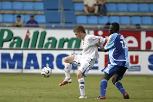 Jake Robinson: Shielding the Ball for Brighton & Hove Albion in Pre-Season 06/07 (Le Havre)