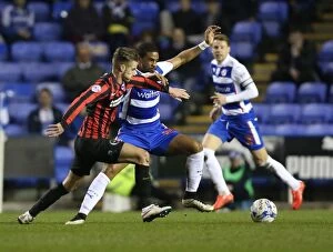 Images Dated 10th March 2015: Joe Bennett in Action: Championship Showdown at Madejski Stadium - Brighton and Hove Albion vs
