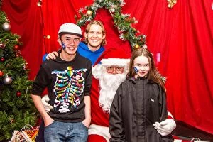 Images Dated 23rd December 2012: Magical Young Seagulls' Christmas Party 2012 at Santa's Grotto, Brighton & Hove Albion FC