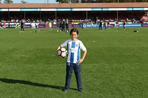 Images Dated 21st October 2018: Mascots - Man City-7521