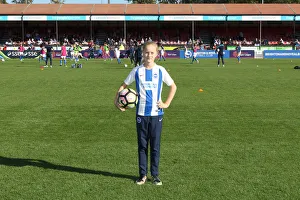 Images Dated 21st October 2018: Mascots - Man City-7523
