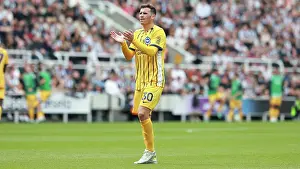 Applauds Prints: Newcastle United v Brighton and Hove Albion
Premier League
02MAY26