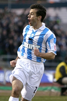 Images Dated 17th May 2006: Paul Reid scores
