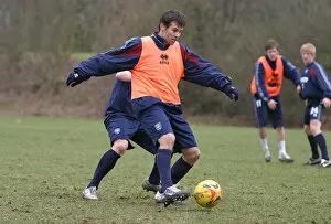 Images Dated 16th November 2006: Paul Reid in training game at Falmer 2006