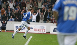 Images Dated 9th November 2006: Scoring at Withdean Stadium