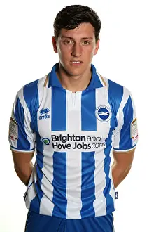 Tommy Elphick: The Unyielding Seagull of Brighton & Hove Albion FC