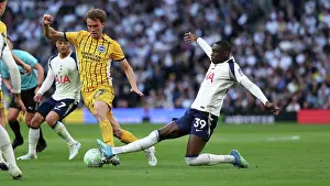 Weaves His Way Through Prints: Tottenham Hotspur v Brighton and Hove Albion
Premier League
18APR26