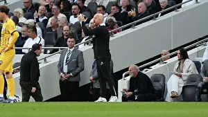 Gesture Prints: Tottenham Hotspur v Brighton and Hove Albion
Premier League
18APR26