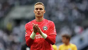 Clapping Prints: Tottenham Hotspur v Brighton and Hove Albion Premier League 25MAY25